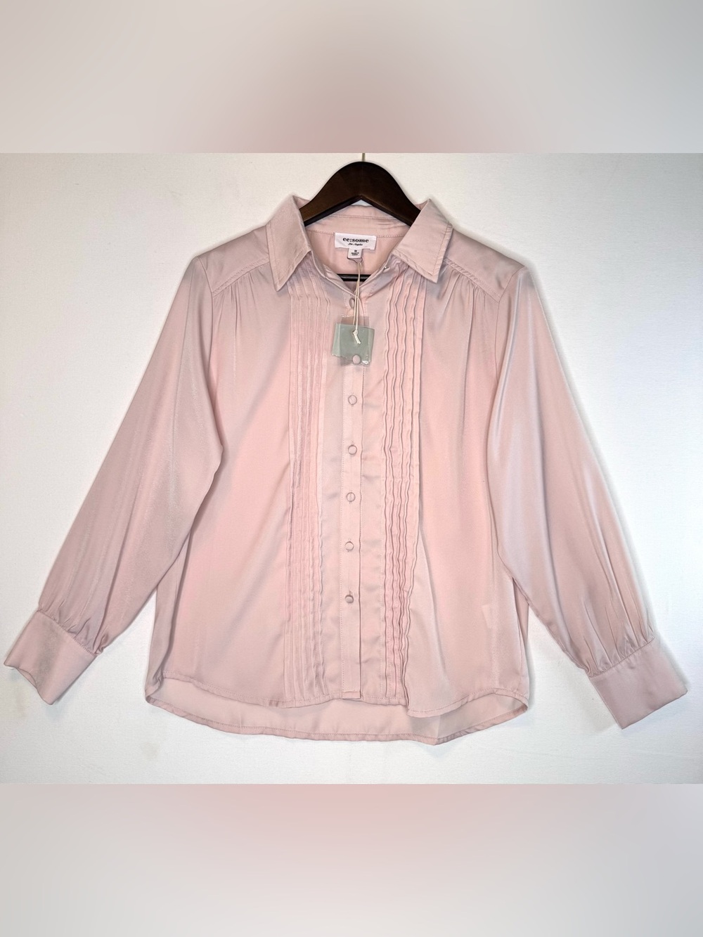 ee:some LA NWT blush Pink Blouse Top size M satin Pintuck covered buttons office